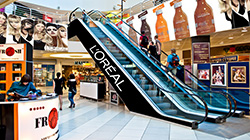 Реклама в торговом центре – везде и всюду