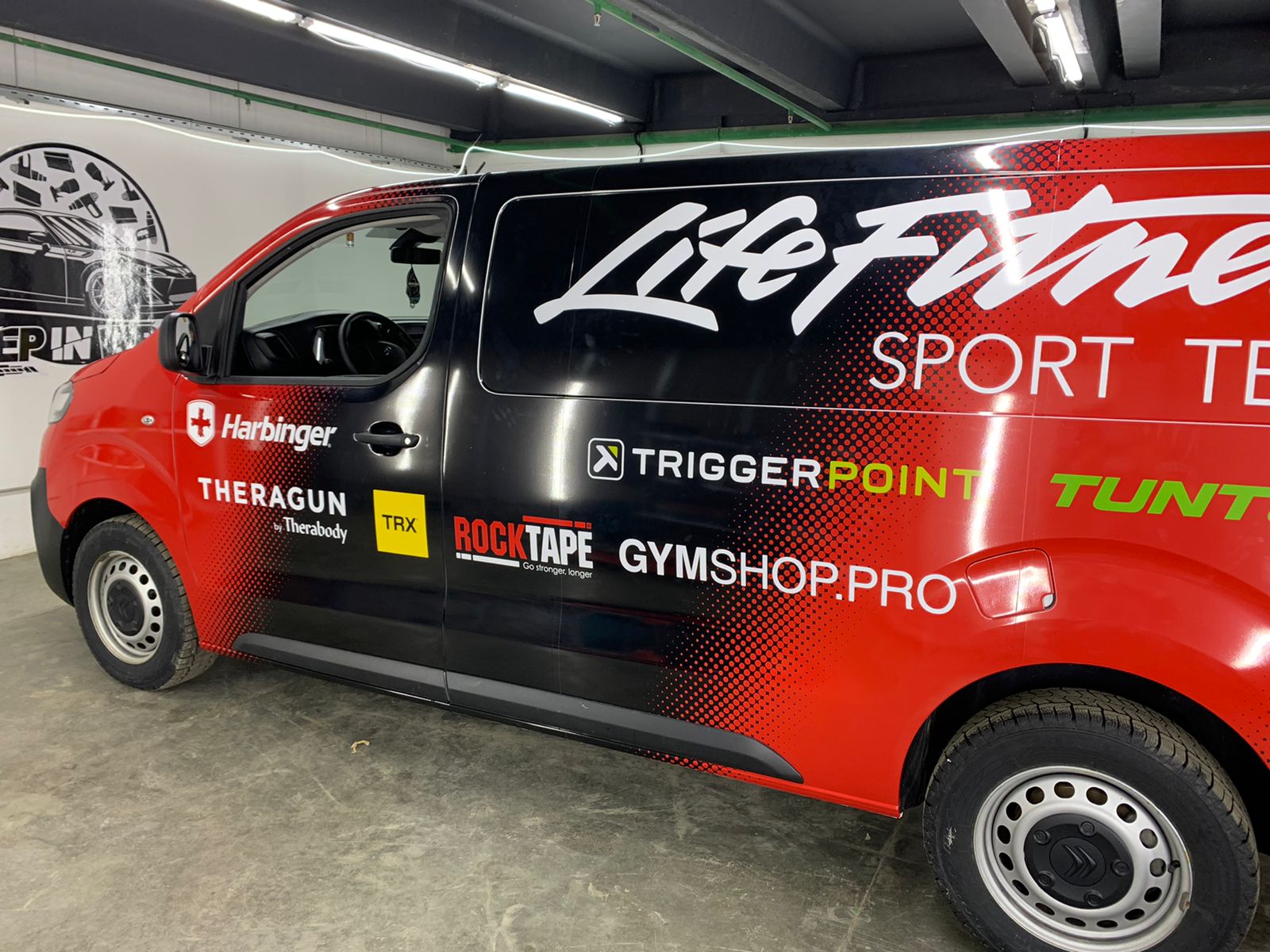 Брендирование автомобиля