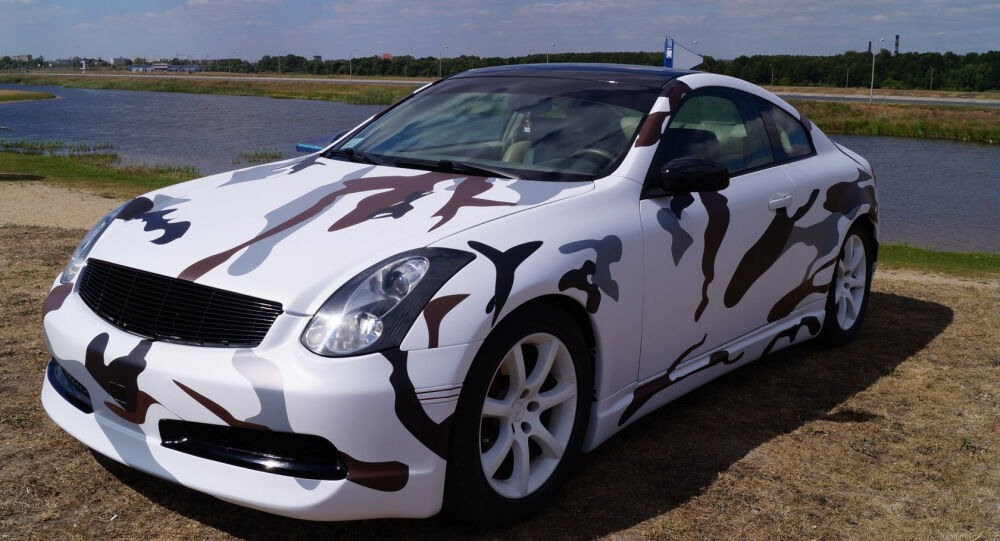 Оклейка автомобиля рекламой